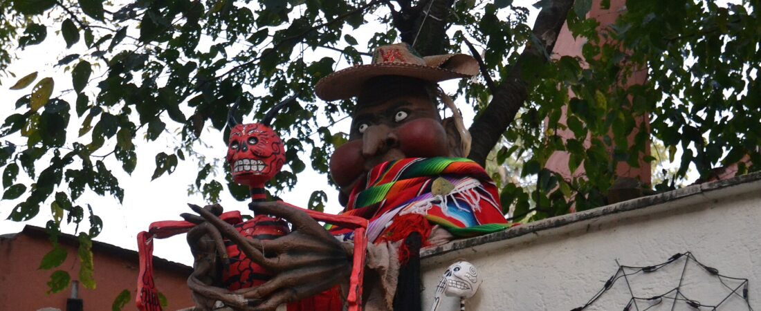 Francisco Sosa: caminar la calle colonial más bonita de la ciudad